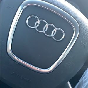 Meet your Posher, Aaron